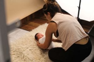behind the scenes during a real newborn session-2
